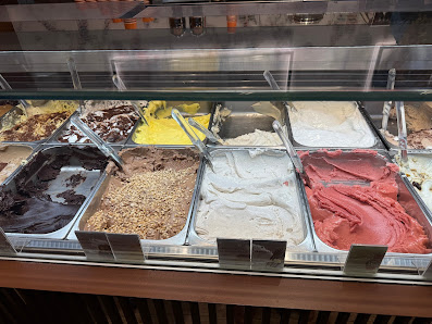 Venchi Cioccolato e Gelato, Roma Via degli Orfani, Pantheon thumb 7